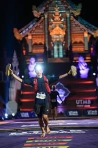 BIB: 9513, 7730
                            <button type="button" onclick="openModal(22500037)" class="btn btn-primary btn-sm float-right btn-popup" data-toggle="modal" data-target=".modal-high-quality">
                        <i class="fas fa-shopping-cart"></i> Add to Cart
                    </button>
                                            <button type="button" onclick="isThisMe(22500037, true)" class="btn btn-success btn-sm float-right btn-popup btn-isme hidden" data-toggle="tooltip" data-placement="bottom" title="นี่คือรูปของคุณใช่ไหม คลิกที่นี่เพื่อเอาเข้าอัลบั้ม">
                        <i class="fas fa-plus"></i> Add to album
                    </button>
                    <button type="button" onclick="isThisMe(22500037, false)" class="btn btn-warning btn-sm float-right btn-popup btn-isnotme hidden">
                        <i class="fas fa-ban"></i> Remove from album
                    </button>