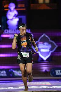 BIB: 6906, 
                            <button type="button" onclick="openModal(22512660)" class="btn btn-primary btn-sm float-right btn-popup" data-toggle="modal" data-target=".modal-high-quality">
                        <i class="fas fa-shopping-cart"></i> Add to Cart
                    </button>
                                            <button type="button" onclick="isThisMe(22512660, true)" class="btn btn-success btn-sm float-right btn-popup btn-isme hidden" data-toggle="tooltip" data-placement="bottom" title="นี่คือรูปของคุณใช่ไหม คลิกที่นี่เพื่อเอาเข้าอัลบั้ม">
                        <i class="fas fa-plus"></i> Add to album
                    </button>
                    <button type="button" onclick="isThisMe(22512660, false)" class="btn btn-warning btn-sm float-right btn-popup btn-isnotme hidden">
                        <i class="fas fa-ban"></i> Remove from album
                    </button>