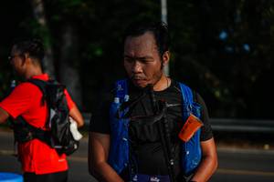 BIB: 
                            <button type="button" onclick="openModal(22601468)" class="btn btn-primary btn-sm float-right btn-popup" data-toggle="modal" data-target=".modal-high-quality">
                        <i class="fas fa-shopping-cart"></i> Add to Cart
                    </button>
                                            <button type="button" onclick="isThisMe(22601468, true)" class="btn btn-success btn-sm float-right btn-popup btn-isme hidden" data-toggle="tooltip" data-placement="bottom" title="นี่คือรูปของคุณใช่ไหม คลิกที่นี่เพื่อเอาเข้าอัลบั้ม">
                        <i class="fas fa-plus"></i> Add to album
                    </button>
                    <button type="button" onclick="isThisMe(22601468, false)" class="btn btn-warning btn-sm float-right btn-popup btn-isnotme hidden">
                        <i class="fas fa-ban"></i> Remove from album
                    </button>