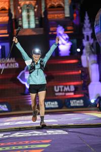 BIB: 112, 
                            <button type="button" onclick="openModal(22515191)" class="btn btn-primary btn-sm float-right btn-popup" data-toggle="modal" data-target=".modal-high-quality">
                        <i class="fas fa-shopping-cart"></i> Add to Cart
                    </button>
                                            <button type="button" onclick="isThisMe(22515191, true)" class="btn btn-success btn-sm float-right btn-popup btn-isme hidden" data-toggle="tooltip" data-placement="bottom" title="นี่คือรูปของคุณใช่ไหม คลิกที่นี่เพื่อเอาเข้าอัลบั้ม">
                        <i class="fas fa-plus"></i> Add to album
                    </button>
                    <button type="button" onclick="isThisMe(22515191, false)" class="btn btn-warning btn-sm float-right btn-popup btn-isnotme hidden">
                        <i class="fas fa-ban"></i> Remove from album
                    </button>