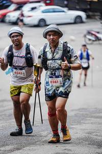 BIB: 6245, 6281
                            <button type="button" onclick="openModal(22521288)" class="btn btn-primary btn-sm float-right btn-popup" data-toggle="modal" data-target=".modal-high-quality">
                        <i class="fas fa-shopping-cart"></i> Add to Cart
                    </button>
                                            <button type="button" onclick="isThisMe(22521288, true)" class="btn btn-success btn-sm float-right btn-popup btn-isme hidden" data-toggle="tooltip" data-placement="bottom" title="นี่คือรูปของคุณใช่ไหม คลิกที่นี่เพื่อเอาเข้าอัลบั้ม">
                        <i class="fas fa-plus"></i> Add to album
                    </button>
                    <button type="button" onclick="isThisMe(22521288, false)" class="btn btn-warning btn-sm float-right btn-popup btn-isnotme hidden">
                        <i class="fas fa-ban"></i> Remove from album
                    </button>