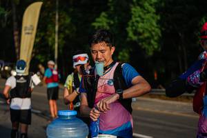 BIB: 100
                            <button type="button" onclick="openModal(22601483)" class="btn btn-primary btn-sm float-right btn-popup" data-toggle="modal" data-target=".modal-high-quality">
                        <i class="fas fa-shopping-cart"></i> Add to Cart
                    </button>
                                            <button type="button" onclick="isThisMe(22601483, true)" class="btn btn-success btn-sm float-right btn-popup btn-isme hidden" data-toggle="tooltip" data-placement="bottom" title="นี่คือรูปของคุณใช่ไหม คลิกที่นี่เพื่อเอาเข้าอัลบั้ม">
                        <i class="fas fa-plus"></i> Add to album
                    </button>
                    <button type="button" onclick="isThisMe(22601483, false)" class="btn btn-warning btn-sm float-right btn-popup btn-isnotme hidden">
                        <i class="fas fa-ban"></i> Remove from album
                    </button>