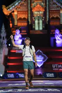 BIB: 9062
                            <button type="button" onclick="openModal(22499438)" class="btn btn-primary btn-sm float-right btn-popup" data-toggle="modal" data-target=".modal-high-quality">
                        <i class="fas fa-shopping-cart"></i> Add to Cart
                    </button>
                                            <button type="button" onclick="isThisMe(22499438, true)" class="btn btn-success btn-sm float-right btn-popup btn-isme hidden" data-toggle="tooltip" data-placement="bottom" title="นี่คือรูปของคุณใช่ไหม คลิกที่นี่เพื่อเอาเข้าอัลบั้ม">
                        <i class="fas fa-plus"></i> Add to album
                    </button>
                    <button type="button" onclick="isThisMe(22499438, false)" class="btn btn-warning btn-sm float-right btn-popup btn-isnotme hidden">
                        <i class="fas fa-ban"></i> Remove from album
                    </button>