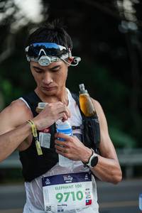 BIB: 260, 100, 9710, 830
                            <button type="button" onclick="openModal(22596362)" class="btn btn-primary btn-sm float-right btn-popup" data-toggle="modal" data-target=".modal-high-quality">
                        <i class="fas fa-shopping-cart"></i> Add to Cart
                    </button>
                                            <button type="button" onclick="isThisMe(22596362, true)" class="btn btn-success btn-sm float-right btn-popup btn-isme hidden" data-toggle="tooltip" data-placement="bottom" title="นี่คือรูปของคุณใช่ไหม คลิกที่นี่เพื่อเอาเข้าอัลบั้ม">
                        <i class="fas fa-plus"></i> Add to album
                    </button>
                    <button type="button" onclick="isThisMe(22596362, false)" class="btn btn-warning btn-sm float-right btn-popup btn-isnotme hidden">
                        <i class="fas fa-ban"></i> Remove from album
                    </button>