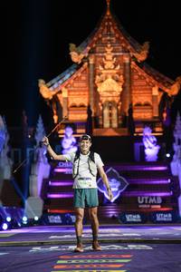 BIB: 9062
                            <button type="button" onclick="openModal(22499316)" class="btn btn-primary btn-sm float-right btn-popup" data-toggle="modal" data-target=".modal-high-quality">
                        <i class="fas fa-shopping-cart"></i> Add to Cart
                    </button>
                                            <button type="button" onclick="isThisMe(22499316, true)" class="btn btn-success btn-sm float-right btn-popup btn-isme hidden" data-toggle="tooltip" data-placement="bottom" title="นี่คือรูปของคุณใช่ไหม คลิกที่นี่เพื่อเอาเข้าอัลบั้ม">
                        <i class="fas fa-plus"></i> Add to album
                    </button>
                    <button type="button" onclick="isThisMe(22499316, false)" class="btn btn-warning btn-sm float-right btn-popup btn-isnotme hidden">
                        <i class="fas fa-ban"></i> Remove from album
                    </button>