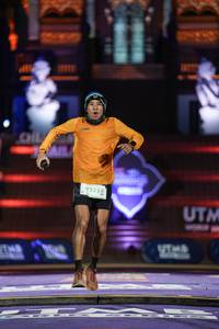 BIB: 9222
                            <button type="button" onclick="openModal(22497213)" class="btn btn-primary btn-sm float-right btn-popup" data-toggle="modal" data-target=".modal-high-quality">
                        <i class="fas fa-shopping-cart"></i> Add to Cart
                    </button>
                                            <button type="button" onclick="isThisMe(22497213, true)" class="btn btn-success btn-sm float-right btn-popup btn-isme hidden" data-toggle="tooltip" data-placement="bottom" title="นี่คือรูปของคุณใช่ไหม คลิกที่นี่เพื่อเอาเข้าอัลบั้ม">
                        <i class="fas fa-plus"></i> Add to album
                    </button>
                    <button type="button" onclick="isThisMe(22497213, false)" class="btn btn-warning btn-sm float-right btn-popup btn-isnotme hidden">
                        <i class="fas fa-ban"></i> Remove from album
                    </button>