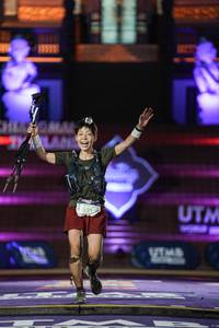 BIB: 321
                            <button type="button" onclick="openModal(22502109)" class="btn btn-primary btn-sm float-right btn-popup" data-toggle="modal" data-target=".modal-high-quality">
                        <i class="fas fa-shopping-cart"></i> Add to Cart
                    </button>
                                            <button type="button" onclick="isThisMe(22502109, true)" class="btn btn-success btn-sm float-right btn-popup btn-isme hidden" data-toggle="tooltip" data-placement="bottom" title="นี่คือรูปของคุณใช่ไหม คลิกที่นี่เพื่อเอาเข้าอัลบั้ม">
                        <i class="fas fa-plus"></i> Add to album
                    </button>
                    <button type="button" onclick="isThisMe(22502109, false)" class="btn btn-warning btn-sm float-right btn-popup btn-isnotme hidden">
                        <i class="fas fa-ban"></i> Remove from album
                    </button>