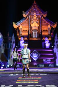 BIB: 1995
                            <button type="button" onclick="openModal(22499513)" class="btn btn-primary btn-sm float-right btn-popup" data-toggle="modal" data-target=".modal-high-quality">
                        <i class="fas fa-shopping-cart"></i> Add to Cart
                    </button>
                                            <button type="button" onclick="isThisMe(22499513, true)" class="btn btn-success btn-sm float-right btn-popup btn-isme hidden" data-toggle="tooltip" data-placement="bottom" title="นี่คือรูปของคุณใช่ไหม คลิกที่นี่เพื่อเอาเข้าอัลบั้ม">
                        <i class="fas fa-plus"></i> Add to album
                    </button>
                    <button type="button" onclick="isThisMe(22499513, false)" class="btn btn-warning btn-sm float-right btn-popup btn-isnotme hidden">
                        <i class="fas fa-ban"></i> Remove from album
                    </button>