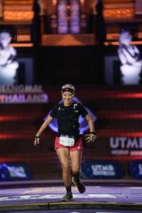 BIB: 9124
                            <button type="button" onclick="openModal(22497123)" class="btn btn-primary btn-sm float-right btn-popup" data-toggle="modal" data-target=".modal-high-quality">
                        <i class="fas fa-shopping-cart"></i> Add to Cart
                    </button>
                                            <button type="button" onclick="isThisMe(22497123, true)" class="btn btn-success btn-sm float-right btn-popup btn-isme hidden" data-toggle="tooltip" data-placement="bottom" title="นี่คือรูปของคุณใช่ไหม คลิกที่นี่เพื่อเอาเข้าอัลบั้ม">
                        <i class="fas fa-plus"></i> Add to album
                    </button>
                    <button type="button" onclick="isThisMe(22497123, false)" class="btn btn-warning btn-sm float-right btn-popup btn-isnotme hidden">
                        <i class="fas fa-ban"></i> Remove from album
                    </button>