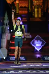 BIB: 97321
                            <button type="button" onclick="openModal(22501452)" class="btn btn-primary btn-sm float-right btn-popup" data-toggle="modal" data-target=".modal-high-quality">
                        <i class="fas fa-shopping-cart"></i> Add to Cart
                    </button>
                                            <button type="button" onclick="isThisMe(22501452, true)" class="btn btn-success btn-sm float-right btn-popup btn-isme hidden" data-toggle="tooltip" data-placement="bottom" title="นี่คือรูปของคุณใช่ไหม คลิกที่นี่เพื่อเอาเข้าอัลบั้ม">
                        <i class="fas fa-plus"></i> Add to album
                    </button>
                    <button type="button" onclick="isThisMe(22501452, false)" class="btn btn-warning btn-sm float-right btn-popup btn-isnotme hidden">
                        <i class="fas fa-ban"></i> Remove from album
                    </button>