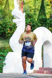 BIB: 1406
                            <button type="button" onclick="openModal(22585972)" class="btn btn-primary btn-sm float-right btn-popup" data-toggle="modal" data-target=".modal-high-quality">
                        <i class="fas fa-shopping-cart"></i> Add to Cart
                    </button>
                                            <button type="button" onclick="isThisMe(22585972, true)" class="btn btn-success btn-sm float-right btn-popup btn-isme hidden" data-toggle="tooltip" data-placement="bottom" title="นี่คือรูปของคุณใช่ไหม คลิกที่นี่เพื่อเอาเข้าอัลบั้ม">
                        <i class="fas fa-plus"></i> Add to album
                    </button>
                    <button type="button" onclick="isThisMe(22585972, false)" class="btn btn-warning btn-sm float-right btn-popup btn-isnotme hidden">
                        <i class="fas fa-ban"></i> Remove from album
                    </button>