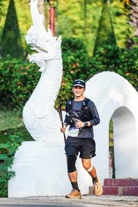 BIB: 7568
                            <button type="button" onclick="openModal(22582698)" class="btn btn-primary btn-sm float-right btn-popup" data-toggle="modal" data-target=".modal-high-quality">
                        <i class="fas fa-shopping-cart"></i> Add to Cart
                    </button>
                                            <button type="button" onclick="isThisMe(22582698, true)" class="btn btn-success btn-sm float-right btn-popup btn-isme hidden" data-toggle="tooltip" data-placement="bottom" title="นี่คือรูปของคุณใช่ไหม คลิกที่นี่เพื่อเอาเข้าอัลบั้ม">
                        <i class="fas fa-plus"></i> Add to album
                    </button>
                    <button type="button" onclick="isThisMe(22582698, false)" class="btn btn-warning btn-sm float-right btn-popup btn-isnotme hidden">
                        <i class="fas fa-ban"></i> Remove from album
                    </button>