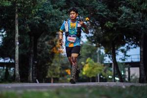 BIB: 3905
                            <button type="button" onclick="openModal(22541963)" class="btn btn-primary btn-sm float-right btn-popup" data-toggle="modal" data-target=".modal-high-quality">
                        <i class="fas fa-shopping-cart"></i> Add to Cart
                    </button>
                                            <button type="button" onclick="isThisMe(22541963, true)" class="btn btn-success btn-sm float-right btn-popup btn-isme hidden" data-toggle="tooltip" data-placement="bottom" title="นี่คือรูปของคุณใช่ไหม คลิกที่นี่เพื่อเอาเข้าอัลบั้ม">
                        <i class="fas fa-plus"></i> Add to album
                    </button>
                    <button type="button" onclick="isThisMe(22541963, false)" class="btn btn-warning btn-sm float-right btn-popup btn-isnotme hidden">
                        <i class="fas fa-ban"></i> Remove from album
                    </button>