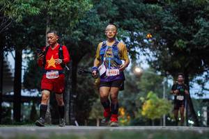 BIB: 6435, 1030, 8909
                            <button type="button" onclick="openModal(22541221)" class="btn btn-primary btn-sm float-right btn-popup" data-toggle="modal" data-target=".modal-high-quality">
                        <i class="fas fa-shopping-cart"></i> Add to Cart
                    </button>
                                            <button type="button" onclick="isThisMe(22541221, true)" class="btn btn-success btn-sm float-right btn-popup btn-isme hidden" data-toggle="tooltip" data-placement="bottom" title="นี่คือรูปของคุณใช่ไหม คลิกที่นี่เพื่อเอาเข้าอัลบั้ม">
                        <i class="fas fa-plus"></i> Add to album
                    </button>
                    <button type="button" onclick="isThisMe(22541221, false)" class="btn btn-warning btn-sm float-right btn-popup btn-isnotme hidden">
                        <i class="fas fa-ban"></i> Remove from album
                    </button>