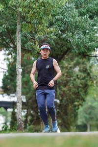 BIB: 677
                            <button type="button" onclick="openModal(22481773)" class="btn btn-primary btn-sm float-right btn-popup" data-toggle="modal" data-target=".modal-high-quality">
                        <i class="fas fa-shopping-cart"></i> Add to Cart
                    </button>
                                            <button type="button" onclick="isThisMe(22481773, true)" class="btn btn-success btn-sm float-right btn-popup btn-isme hidden" data-toggle="tooltip" data-placement="bottom" title="นี่คือรูปของคุณใช่ไหม คลิกที่นี่เพื่อเอาเข้าอัลบั้ม">
                        <i class="fas fa-plus"></i> Add to album
                    </button>
                    <button type="button" onclick="isThisMe(22481773, false)" class="btn btn-warning btn-sm float-right btn-popup btn-isnotme hidden">
                        <i class="fas fa-ban"></i> Remove from album
                    </button>