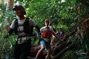 BIB: 9399, 
                            <button type="button" onclick="openModal(22370909)" class="btn btn-primary btn-sm float-right btn-popup" data-toggle="modal" data-target=".modal-high-quality">
                        <i class="fas fa-shopping-cart"></i> Add to Cart
                    </button>
                                            <button type="button" onclick="isThisMe(22370909, true)" class="btn btn-success btn-sm float-right btn-popup btn-isme hidden" data-toggle="tooltip" data-placement="bottom" title="นี่คือรูปของคุณใช่ไหม คลิกที่นี่เพื่อเอาเข้าอัลบั้ม">
                        <i class="fas fa-plus"></i> Add to album
                    </button>
                    <button type="button" onclick="isThisMe(22370909, false)" class="btn btn-warning btn-sm float-right btn-popup btn-isnotme hidden">
                        <i class="fas fa-ban"></i> Remove from album
                    </button>