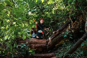 BIB: 9571
                            <button type="button" onclick="openModal(22370137)" class="btn btn-primary btn-sm float-right btn-popup" data-toggle="modal" data-target=".modal-high-quality">
                        <i class="fas fa-shopping-cart"></i> Add to Cart
                    </button>
                                            <button type="button" onclick="isThisMe(22370137, true)" class="btn btn-success btn-sm float-right btn-popup btn-isme hidden" data-toggle="tooltip" data-placement="bottom" title="นี่คือรูปของคุณใช่ไหม คลิกที่นี่เพื่อเอาเข้าอัลบั้ม">
                        <i class="fas fa-plus"></i> Add to album
                    </button>
                    <button type="button" onclick="isThisMe(22370137, false)" class="btn btn-warning btn-sm float-right btn-popup btn-isnotme hidden">
                        <i class="fas fa-ban"></i> Remove from album
                    </button>