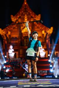 BIB: 9380
                            <button type="button" onclick="openModal(22473313)" class="btn btn-primary btn-sm float-right btn-popup" data-toggle="modal" data-target=".modal-high-quality">
                        <i class="fas fa-shopping-cart"></i> Add to Cart
                    </button>
                                            <button type="button" onclick="isThisMe(22473313, true)" class="btn btn-success btn-sm float-right btn-popup btn-isme hidden" data-toggle="tooltip" data-placement="bottom" title="นี่คือรูปของคุณใช่ไหม คลิกที่นี่เพื่อเอาเข้าอัลบั้ม">
                        <i class="fas fa-plus"></i> Add to album
                    </button>
                    <button type="button" onclick="isThisMe(22473313, false)" class="btn btn-warning btn-sm float-right btn-popup btn-isnotme hidden">
                        <i class="fas fa-ban"></i> Remove from album
                    </button>