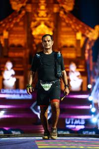 BIB: 261
                            <button type="button" onclick="openModal(22471918)" class="btn btn-primary btn-sm float-right btn-popup" data-toggle="modal" data-target=".modal-high-quality">
                        <i class="fas fa-shopping-cart"></i> Add to Cart
                    </button>
                                            <button type="button" onclick="isThisMe(22471918, true)" class="btn btn-success btn-sm float-right btn-popup btn-isme hidden" data-toggle="tooltip" data-placement="bottom" title="นี่คือรูปของคุณใช่ไหม คลิกที่นี่เพื่อเอาเข้าอัลบั้ม">
                        <i class="fas fa-plus"></i> Add to album
                    </button>
                    <button type="button" onclick="isThisMe(22471918, false)" class="btn btn-warning btn-sm float-right btn-popup btn-isnotme hidden">
                        <i class="fas fa-ban"></i> Remove from album
                    </button>