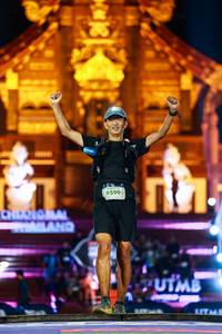 BIB: 9599
                            <button type="button" onclick="openModal(22472757)" class="btn btn-primary btn-sm float-right btn-popup" data-toggle="modal" data-target=".modal-high-quality">
                        <i class="fas fa-shopping-cart"></i> Add to Cart
                    </button>
                                            <button type="button" onclick="isThisMe(22472757, true)" class="btn btn-success btn-sm float-right btn-popup btn-isme hidden" data-toggle="tooltip" data-placement="bottom" title="นี่คือรูปของคุณใช่ไหม คลิกที่นี่เพื่อเอาเข้าอัลบั้ม">
                        <i class="fas fa-plus"></i> Add to album
                    </button>
                    <button type="button" onclick="isThisMe(22472757, false)" class="btn btn-warning btn-sm float-right btn-popup btn-isnotme hidden">
                        <i class="fas fa-ban"></i> Remove from album
                    </button>