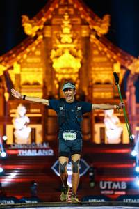 BIB: 9180
                            <button type="button" onclick="openModal(22472201)" class="btn btn-primary btn-sm float-right btn-popup" data-toggle="modal" data-target=".modal-high-quality">
                        <i class="fas fa-shopping-cart"></i> Add to Cart
                    </button>
                                            <button type="button" onclick="isThisMe(22472201, true)" class="btn btn-success btn-sm float-right btn-popup btn-isme hidden" data-toggle="tooltip" data-placement="bottom" title="นี่คือรูปของคุณใช่ไหม คลิกที่นี่เพื่อเอาเข้าอัลบั้ม">
                        <i class="fas fa-plus"></i> Add to album
                    </button>
                    <button type="button" onclick="isThisMe(22472201, false)" class="btn btn-warning btn-sm float-right btn-popup btn-isnotme hidden">
                        <i class="fas fa-ban"></i> Remove from album
                    </button>