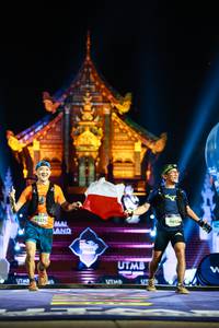 BIB: 9337, 9407, 
                            <button type="button" onclick="openModal(22467763)" class="btn btn-primary btn-sm float-right btn-popup" data-toggle="modal" data-target=".modal-high-quality">
                        <i class="fas fa-shopping-cart"></i> Add to Cart
                    </button>
                                            <button type="button" onclick="isThisMe(22467763, true)" class="btn btn-success btn-sm float-right btn-popup btn-isme hidden" data-toggle="tooltip" data-placement="bottom" title="นี่คือรูปของคุณใช่ไหม คลิกที่นี่เพื่อเอาเข้าอัลบั้ม">
                        <i class="fas fa-plus"></i> Add to album
                    </button>
                    <button type="button" onclick="isThisMe(22467763, false)" class="btn btn-warning btn-sm float-right btn-popup btn-isnotme hidden">
                        <i class="fas fa-ban"></i> Remove from album
                    </button>