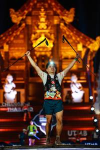 BIB: 9202
                            <button type="button" onclick="openModal(22474017)" class="btn btn-primary btn-sm float-right btn-popup" data-toggle="modal" data-target=".modal-high-quality">
                        <i class="fas fa-shopping-cart"></i> Add to Cart
                    </button>
                                            <button type="button" onclick="isThisMe(22474017, true)" class="btn btn-success btn-sm float-right btn-popup btn-isme hidden" data-toggle="tooltip" data-placement="bottom" title="นี่คือรูปของคุณใช่ไหม คลิกที่นี่เพื่อเอาเข้าอัลบั้ม">
                        <i class="fas fa-plus"></i> Add to album
                    </button>
                    <button type="button" onclick="isThisMe(22474017, false)" class="btn btn-warning btn-sm float-right btn-popup btn-isnotme hidden">
                        <i class="fas fa-ban"></i> Remove from album
                    </button>