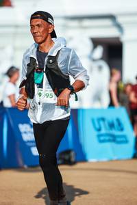 BIB: 100, 9395
                            <button type="button" onclick="openModal(22480307)" class="btn btn-primary btn-sm float-right btn-popup" data-toggle="modal" data-target=".modal-high-quality">
                        <i class="fas fa-shopping-cart"></i> Add to Cart
                    </button>
                                            <button type="button" onclick="isThisMe(22480307, true)" class="btn btn-success btn-sm float-right btn-popup btn-isme hidden" data-toggle="tooltip" data-placement="bottom" title="นี่คือรูปของคุณใช่ไหม คลิกที่นี่เพื่อเอาเข้าอัลบั้ม">
                        <i class="fas fa-plus"></i> Add to album
                    </button>
                    <button type="button" onclick="isThisMe(22480307, false)" class="btn btn-warning btn-sm float-right btn-popup btn-isnotme hidden">
                        <i class="fas fa-ban"></i> Remove from album
                    </button>