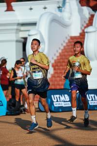 BIB: 1425, 427
                            <button type="button" onclick="openModal(22478639)" class="btn btn-primary btn-sm float-right btn-popup" data-toggle="modal" data-target=".modal-high-quality">
                        <i class="fas fa-shopping-cart"></i> Add to Cart
                    </button>
                                            <button type="button" onclick="isThisMe(22478639, true)" class="btn btn-success btn-sm float-right btn-popup btn-isme hidden" data-toggle="tooltip" data-placement="bottom" title="นี่คือรูปของคุณใช่ไหม คลิกที่นี่เพื่อเอาเข้าอัลบั้ม">
                        <i class="fas fa-plus"></i> Add to album
                    </button>
                    <button type="button" onclick="isThisMe(22478639, false)" class="btn btn-warning btn-sm float-right btn-popup btn-isnotme hidden">
                        <i class="fas fa-ban"></i> Remove from album
                    </button>