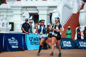 BIB: 1305, 1019
                            <button type="button" onclick="openModal(22495316)" class="btn btn-primary btn-sm float-right btn-popup" data-toggle="modal" data-target=".modal-high-quality">
                        <i class="fas fa-shopping-cart"></i> Add to Cart
                    </button>
                                            <button type="button" onclick="isThisMe(22495316, true)" class="btn btn-success btn-sm float-right btn-popup btn-isme hidden" data-toggle="tooltip" data-placement="bottom" title="นี่คือรูปของคุณใช่ไหม คลิกที่นี่เพื่อเอาเข้าอัลบั้ม">
                        <i class="fas fa-plus"></i> Add to album
                    </button>
                    <button type="button" onclick="isThisMe(22495316, false)" class="btn btn-warning btn-sm float-right btn-popup btn-isnotme hidden">
                        <i class="fas fa-ban"></i> Remove from album
                    </button>