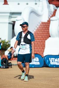 BIB: 1088
                            <button type="button" onclick="openModal(22504386)" class="btn btn-primary btn-sm float-right btn-popup" data-toggle="modal" data-target=".modal-high-quality">
                        <i class="fas fa-shopping-cart"></i> Add to Cart
                    </button>
                                            <button type="button" onclick="isThisMe(22504386, true)" class="btn btn-success btn-sm float-right btn-popup btn-isme hidden" data-toggle="tooltip" data-placement="bottom" title="นี่คือรูปของคุณใช่ไหม คลิกที่นี่เพื่อเอาเข้าอัลบั้ม">
                        <i class="fas fa-plus"></i> Add to album
                    </button>
                    <button type="button" onclick="isThisMe(22504386, false)" class="btn btn-warning btn-sm float-right btn-popup btn-isnotme hidden">
                        <i class="fas fa-ban"></i> Remove from album
                    </button>