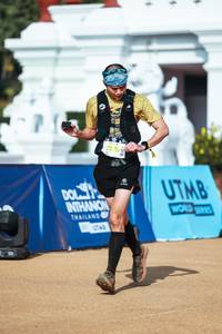 BIB: 2276
                            <button type="button" onclick="openModal(22505012)" class="btn btn-primary btn-sm float-right btn-popup" data-toggle="modal" data-target=".modal-high-quality">
                        <i class="fas fa-shopping-cart"></i> Add to Cart
                    </button>
                                            <button type="button" onclick="isThisMe(22505012, true)" class="btn btn-success btn-sm float-right btn-popup btn-isme hidden" data-toggle="tooltip" data-placement="bottom" title="นี่คือรูปของคุณใช่ไหม คลิกที่นี่เพื่อเอาเข้าอัลบั้ม">
                        <i class="fas fa-plus"></i> Add to album
                    </button>
                    <button type="button" onclick="isThisMe(22505012, false)" class="btn btn-warning btn-sm float-right btn-popup btn-isnotme hidden">
                        <i class="fas fa-ban"></i> Remove from album
                    </button>