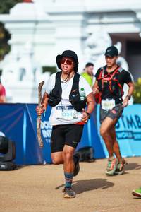 BIB: 1334
                            <button type="button" onclick="openModal(22503623)" class="btn btn-primary btn-sm float-right btn-popup" data-toggle="modal" data-target=".modal-high-quality">
                        <i class="fas fa-shopping-cart"></i> Add to Cart
                    </button>
                                            <button type="button" onclick="isThisMe(22503623, true)" class="btn btn-success btn-sm float-right btn-popup btn-isme hidden" data-toggle="tooltip" data-placement="bottom" title="นี่คือรูปของคุณใช่ไหม คลิกที่นี่เพื่อเอาเข้าอัลบั้ม">
                        <i class="fas fa-plus"></i> Add to album
                    </button>
                    <button type="button" onclick="isThisMe(22503623, false)" class="btn btn-warning btn-sm float-right btn-popup btn-isnotme hidden">
                        <i class="fas fa-ban"></i> Remove from album
                    </button>