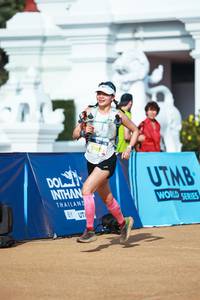 BIB: 2165
                            <button type="button" onclick="openModal(22500518)" class="btn btn-primary btn-sm float-right btn-popup" data-toggle="modal" data-target=".modal-high-quality">
                        <i class="fas fa-shopping-cart"></i> Add to Cart
                    </button>
                                            <button type="button" onclick="isThisMe(22500518, true)" class="btn btn-success btn-sm float-right btn-popup btn-isme hidden" data-toggle="tooltip" data-placement="bottom" title="นี่คือรูปของคุณใช่ไหม คลิกที่นี่เพื่อเอาเข้าอัลบั้ม">
                        <i class="fas fa-plus"></i> Add to album
                    </button>
                    <button type="button" onclick="isThisMe(22500518, false)" class="btn btn-warning btn-sm float-right btn-popup btn-isnotme hidden">
                        <i class="fas fa-ban"></i> Remove from album
                    </button>