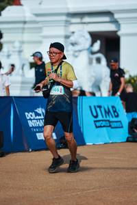 BIB: 105
                            <button type="button" onclick="openModal(22490018)" class="btn btn-primary btn-sm float-right btn-popup" data-toggle="modal" data-target=".modal-high-quality">
                        <i class="fas fa-shopping-cart"></i> Add to Cart
                    </button>
                                            <button type="button" onclick="isThisMe(22490018, true)" class="btn btn-success btn-sm float-right btn-popup btn-isme hidden" data-toggle="tooltip" data-placement="bottom" title="นี่คือรูปของคุณใช่ไหม คลิกที่นี่เพื่อเอาเข้าอัลบั้ม">
                        <i class="fas fa-plus"></i> Add to album
                    </button>
                    <button type="button" onclick="isThisMe(22490018, false)" class="btn btn-warning btn-sm float-right btn-popup btn-isnotme hidden">
                        <i class="fas fa-ban"></i> Remove from album
                    </button>