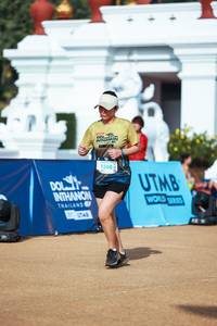 BIB: 1360
                            <button type="button" onclick="openModal(22503919)" class="btn btn-primary btn-sm float-right btn-popup" data-toggle="modal" data-target=".modal-high-quality">
                        <i class="fas fa-shopping-cart"></i> Add to Cart
                    </button>
                                            <button type="button" onclick="isThisMe(22503919, true)" class="btn btn-success btn-sm float-right btn-popup btn-isme hidden" data-toggle="tooltip" data-placement="bottom" title="นี่คือรูปของคุณใช่ไหม คลิกที่นี่เพื่อเอาเข้าอัลบั้ม">
                        <i class="fas fa-plus"></i> Add to album
                    </button>
                    <button type="button" onclick="isThisMe(22503919, false)" class="btn btn-warning btn-sm float-right btn-popup btn-isnotme hidden">
                        <i class="fas fa-ban"></i> Remove from album
                    </button>