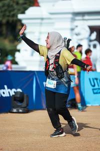 BIB: 1267
                            <button type="button" onclick="openModal(22500359)" class="btn btn-primary btn-sm float-right btn-popup" data-toggle="modal" data-target=".modal-high-quality">
                        <i class="fas fa-shopping-cart"></i> Add to Cart
                    </button>
                                            <button type="button" onclick="isThisMe(22500359, true)" class="btn btn-success btn-sm float-right btn-popup btn-isme hidden" data-toggle="tooltip" data-placement="bottom" title="นี่คือรูปของคุณใช่ไหม คลิกที่นี่เพื่อเอาเข้าอัลบั้ม">
                        <i class="fas fa-plus"></i> Add to album
                    </button>
                    <button type="button" onclick="isThisMe(22500359, false)" class="btn btn-warning btn-sm float-right btn-popup btn-isnotme hidden">
                        <i class="fas fa-ban"></i> Remove from album
                    </button>