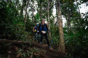 BIB: 242
                            <button type="button" onclick="openModal(22627267)" class="btn btn-primary btn-sm float-right btn-popup" data-toggle="modal" data-target=".modal-high-quality">
                        <i class="fas fa-shopping-cart"></i> Add to Cart
                    </button>
                                            <button type="button" onclick="isThisMe(22627267, true)" class="btn btn-success btn-sm float-right btn-popup btn-isme hidden" data-toggle="tooltip" data-placement="bottom" title="นี่คือรูปของคุณใช่ไหม คลิกที่นี่เพื่อเอาเข้าอัลบั้ม">
                        <i class="fas fa-plus"></i> Add to album
                    </button>
                    <button type="button" onclick="isThisMe(22627267, false)" class="btn btn-warning btn-sm float-right btn-popup btn-isnotme hidden">
                        <i class="fas fa-ban"></i> Remove from album
                    </button>