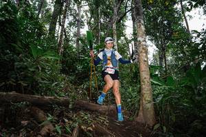 BIB: 850
                            <button type="button" onclick="openModal(22627574)" class="btn btn-primary btn-sm float-right btn-popup" data-toggle="modal" data-target=".modal-high-quality">
                        <i class="fas fa-shopping-cart"></i> Add to Cart
                    </button>
                                            <button type="button" onclick="isThisMe(22627574, true)" class="btn btn-success btn-sm float-right btn-popup btn-isme hidden" data-toggle="tooltip" data-placement="bottom" title="นี่คือรูปของคุณใช่ไหม คลิกที่นี่เพื่อเอาเข้าอัลบั้ม">
                        <i class="fas fa-plus"></i> Add to album
                    </button>
                    <button type="button" onclick="isThisMe(22627574, false)" class="btn btn-warning btn-sm float-right btn-popup btn-isnotme hidden">
                        <i class="fas fa-ban"></i> Remove from album
                    </button>