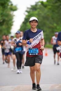 BIB: 2101
                            <button type="button" onclick="openModal(4657151)" class="btn btn-primary btn-sm float-right btn-popup" data-toggle="modal" data-target=".modal-high-quality">
                        <i class="fas fa-shopping-cart"></i> Add to Cart
                    </button>
                                            <button type="button" onclick="isThisMe(4657151, true)" class="btn btn-success btn-sm float-right btn-popup btn-isme hidden" data-toggle="tooltip" data-placement="bottom" title="นี่คือรูปของคุณใช่ไหม คลิกที่นี่เพื่อเอาเข้าอัลบั้ม">
                        <i class="fas fa-plus"></i> Add to album
                    </button>
                    <button type="button" onclick="isThisMe(4657151, false)" class="btn btn-warning btn-sm float-right btn-popup btn-isnotme hidden">
                        <i class="fas fa-ban"></i> Remove from album
                    </button>