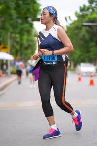 BIB: 1100
                            <button type="button" onclick="openModal(4657028)" class="btn btn-primary btn-sm float-right btn-popup" data-toggle="modal" data-target=".modal-high-quality">
                        <i class="fas fa-shopping-cart"></i> Add to Cart
                    </button>
                                            <button type="button" onclick="isThisMe(4657028, true)" class="btn btn-success btn-sm float-right btn-popup btn-isme hidden" data-toggle="tooltip" data-placement="bottom" title="นี่คือรูปของคุณใช่ไหม คลิกที่นี่เพื่อเอาเข้าอัลบั้ม">
                        <i class="fas fa-plus"></i> Add to album
                    </button>
                    <button type="button" onclick="isThisMe(4657028, false)" class="btn btn-warning btn-sm float-right btn-popup btn-isnotme hidden">
                        <i class="fas fa-ban"></i> Remove from album
                    </button>