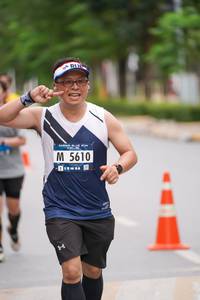 BIB: 5610
                            <button type="button" onclick="openModal(4657364)" class="btn btn-primary btn-sm float-right btn-popup" data-toggle="modal" data-target=".modal-high-quality">
                        <i class="fas fa-shopping-cart"></i> Add to Cart
                    </button>
                                            <button type="button" onclick="isThisMe(4657364, true)" class="btn btn-success btn-sm float-right btn-popup btn-isme hidden" data-toggle="tooltip" data-placement="bottom" title="นี่คือรูปของคุณใช่ไหม คลิกที่นี่เพื่อเอาเข้าอัลบั้ม">
                        <i class="fas fa-plus"></i> Add to album
                    </button>
                    <button type="button" onclick="isThisMe(4657364, false)" class="btn btn-warning btn-sm float-right btn-popup btn-isnotme hidden">
                        <i class="fas fa-ban"></i> Remove from album
                    </button>