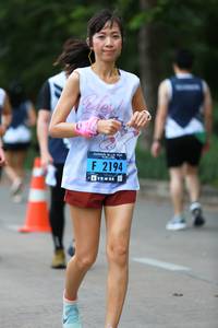 BIB: 2194
                            <button type="button" onclick="openModal(4660997)" class="btn btn-primary btn-sm float-right btn-popup" data-toggle="modal" data-target=".modal-high-quality">
                        <i class="fas fa-shopping-cart"></i> Add to Cart
                    </button>
                                            <button type="button" onclick="isThisMe(4660997, true)" class="btn btn-success btn-sm float-right btn-popup btn-isme hidden" data-toggle="tooltip" data-placement="bottom" title="นี่คือรูปของคุณใช่ไหม คลิกที่นี่เพื่อเอาเข้าอัลบั้ม">
                        <i class="fas fa-plus"></i> Add to album
                    </button>
                    <button type="button" onclick="isThisMe(4660997, false)" class="btn btn-warning btn-sm float-right btn-popup btn-isnotme hidden">
                        <i class="fas fa-ban"></i> Remove from album
                    </button>