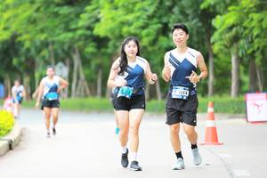 BIB: 5614
                            <button type="button" onclick="openModal(4667604)" class="btn btn-primary btn-sm float-right btn-popup" data-toggle="modal" data-target=".modal-high-quality">
                        <i class="fas fa-shopping-cart"></i> Add to Cart
                    </button>
                                            <button type="button" onclick="isThisMe(4667604, true)" class="btn btn-success btn-sm float-right btn-popup btn-isme hidden" data-toggle="tooltip" data-placement="bottom" title="นี่คือรูปของคุณใช่ไหม คลิกที่นี่เพื่อเอาเข้าอัลบั้ม">
                        <i class="fas fa-plus"></i> Add to album
                    </button>
                    <button type="button" onclick="isThisMe(4667604, false)" class="btn btn-warning btn-sm float-right btn-popup btn-isnotme hidden">
                        <i class="fas fa-ban"></i> Remove from album
                    </button>