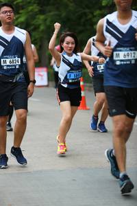 BIB: 6824, 6912, 1841
                            <button type="button" onclick="openModal(4658463)" class="btn btn-primary btn-sm float-right btn-popup" data-toggle="modal" data-target=".modal-high-quality">
                        <i class="fas fa-shopping-cart"></i> Add to Cart
                    </button>
                                            <button type="button" onclick="isThisMe(4658463, true)" class="btn btn-success btn-sm float-right btn-popup btn-isme hidden" data-toggle="tooltip" data-placement="bottom" title="นี่คือรูปของคุณใช่ไหม คลิกที่นี่เพื่อเอาเข้าอัลบั้ม">
                        <i class="fas fa-plus"></i> Add to album
                    </button>
                    <button type="button" onclick="isThisMe(4658463, false)" class="btn btn-warning btn-sm float-right btn-popup btn-isnotme hidden">
                        <i class="fas fa-ban"></i> Remove from album
                    </button>