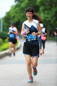 BIB: 2317
                            <button type="button" onclick="openModal(4666611)" class="btn btn-primary btn-sm float-right btn-popup" data-toggle="modal" data-target=".modal-high-quality">
                        <i class="fas fa-shopping-cart"></i> Add to Cart
                    </button>
                                            <button type="button" onclick="isThisMe(4666611, true)" class="btn btn-success btn-sm float-right btn-popup btn-isme hidden" data-toggle="tooltip" data-placement="bottom" title="นี่คือรูปของคุณใช่ไหม คลิกที่นี่เพื่อเอาเข้าอัลบั้ม">
                        <i class="fas fa-plus"></i> Add to album
                    </button>
                    <button type="button" onclick="isThisMe(4666611, false)" class="btn btn-warning btn-sm float-right btn-popup btn-isnotme hidden">
                        <i class="fas fa-ban"></i> Remove from album
                    </button>