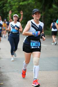 BIB: 1902
                            <button type="button" onclick="openModal(4659801)" class="btn btn-primary btn-sm float-right btn-popup" data-toggle="modal" data-target=".modal-high-quality">
                        <i class="fas fa-shopping-cart"></i> Add to Cart
                    </button>
                                            <button type="button" onclick="isThisMe(4659801, true)" class="btn btn-success btn-sm float-right btn-popup btn-isme hidden" data-toggle="tooltip" data-placement="bottom" title="นี่คือรูปของคุณใช่ไหม คลิกที่นี่เพื่อเอาเข้าอัลบั้ม">
                        <i class="fas fa-plus"></i> Add to album
                    </button>
                    <button type="button" onclick="isThisMe(4659801, false)" class="btn btn-warning btn-sm float-right btn-popup btn-isnotme hidden">
                        <i class="fas fa-ban"></i> Remove from album
                    </button>