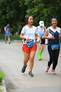 BIB: 1206, 1144
                            <button type="button" onclick="openModal(4663965)" class="btn btn-primary btn-sm float-right btn-popup" data-toggle="modal" data-target=".modal-high-quality">
                        <i class="fas fa-shopping-cart"></i> Add to Cart
                    </button>
                                            <button type="button" onclick="isThisMe(4663965, true)" class="btn btn-success btn-sm float-right btn-popup btn-isme hidden" data-toggle="tooltip" data-placement="bottom" title="นี่คือรูปของคุณใช่ไหม คลิกที่นี่เพื่อเอาเข้าอัลบั้ม">
                        <i class="fas fa-plus"></i> Add to album
                    </button>
                    <button type="button" onclick="isThisMe(4663965, false)" class="btn btn-warning btn-sm float-right btn-popup btn-isnotme hidden">
                        <i class="fas fa-ban"></i> Remove from album
                    </button>