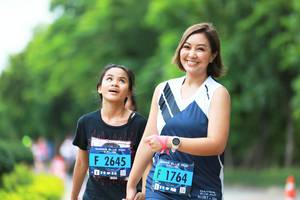 BIB: 2645, 1764
                            <button type="button" onclick="openModal(4666745)" class="btn btn-primary btn-sm float-right btn-popup" data-toggle="modal" data-target=".modal-high-quality">
                        <i class="fas fa-shopping-cart"></i> Add to Cart
                    </button>
                                            <button type="button" onclick="isThisMe(4666745, true)" class="btn btn-success btn-sm float-right btn-popup btn-isme hidden" data-toggle="tooltip" data-placement="bottom" title="นี่คือรูปของคุณใช่ไหม คลิกที่นี่เพื่อเอาเข้าอัลบั้ม">
                        <i class="fas fa-plus"></i> Add to album
                    </button>
                    <button type="button" onclick="isThisMe(4666745, false)" class="btn btn-warning btn-sm float-right btn-popup btn-isnotme hidden">
                        <i class="fas fa-ban"></i> Remove from album
                    </button>