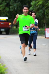 BIB: 804
                            <button type="button" onclick="openModal(4663777)" class="btn btn-primary btn-sm float-right btn-popup" data-toggle="modal" data-target=".modal-high-quality">
                        <i class="fas fa-shopping-cart"></i> Add to Cart
                    </button>
                                            <button type="button" onclick="isThisMe(4663777, true)" class="btn btn-success btn-sm float-right btn-popup btn-isme hidden" data-toggle="tooltip" data-placement="bottom" title="นี่คือรูปของคุณใช่ไหม คลิกที่นี่เพื่อเอาเข้าอัลบั้ม">
                        <i class="fas fa-plus"></i> Add to album
                    </button>
                    <button type="button" onclick="isThisMe(4663777, false)" class="btn btn-warning btn-sm float-right btn-popup btn-isnotme hidden">
                        <i class="fas fa-ban"></i> Remove from album
                    </button>